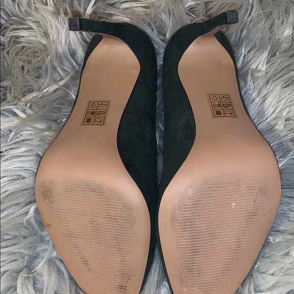 Gorgeous Green Heels For That Perfect Touch!💚💚 - Picture 6 of 7